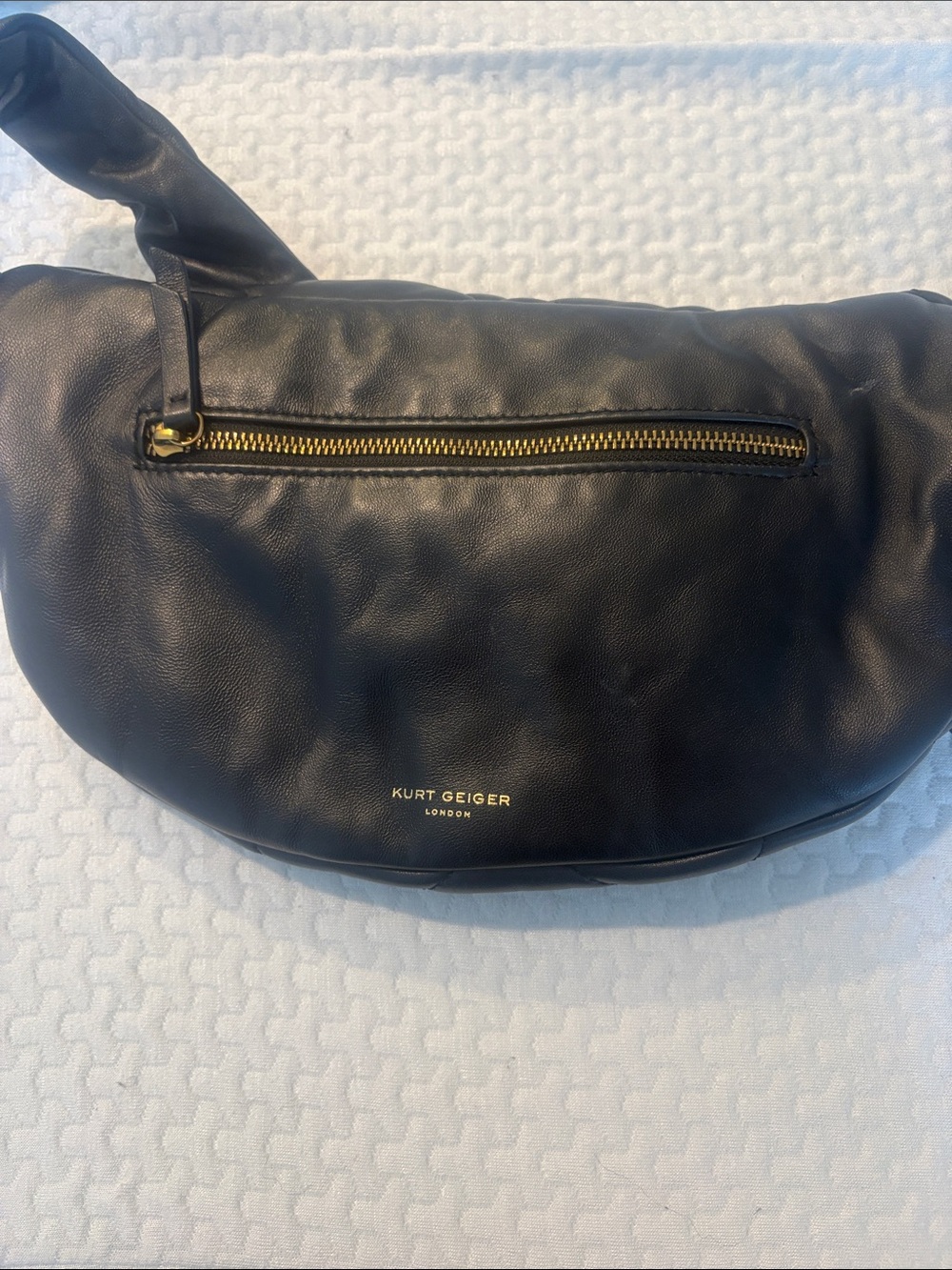 Kurt Geiger Black Quilted Lambskin Crossbody Belt Bag- gold hardware - Picture 6 of 7